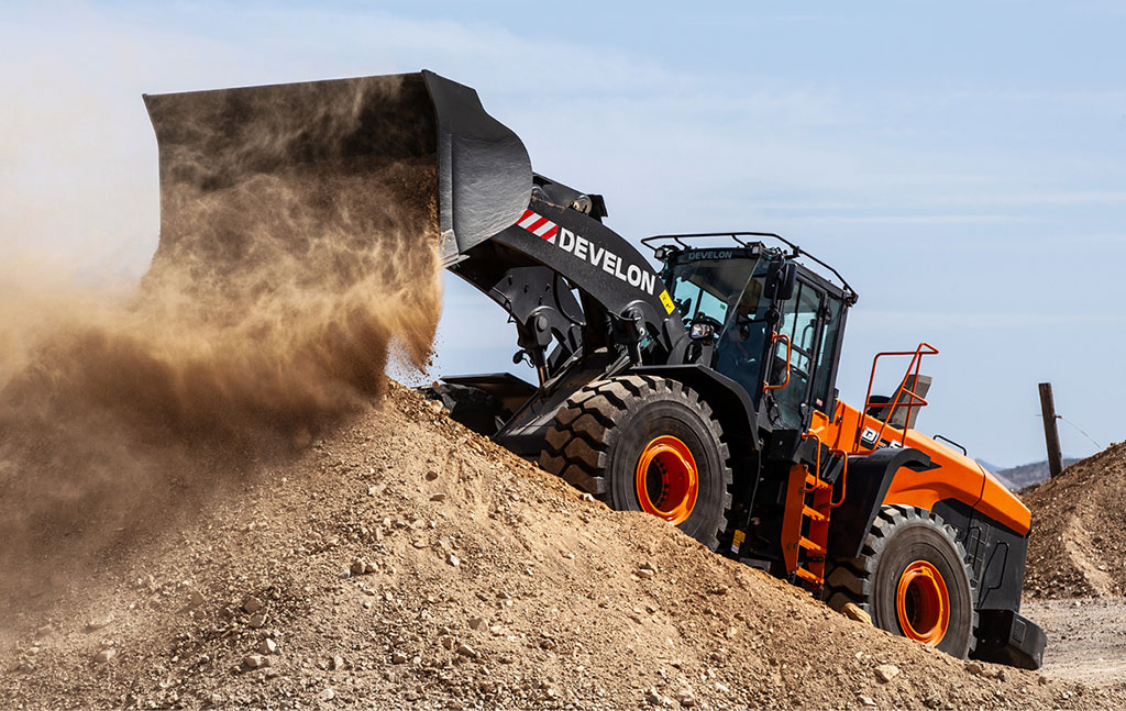 Loader Hydraulic Oil Running Hot? Here’s What to Do
