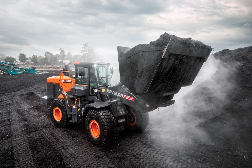 How Modern Wheel Loaders Are Revolutionizing Construction Efficiency and Safety